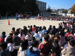 2005-12-01 10:09:04