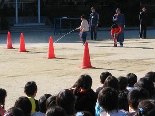 2005-12-01 10:14:23
