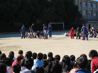 2005-12-01 10:15:20