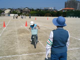 2006-05-25 09:35:27