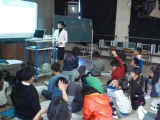 2009-11-25 12:05:21