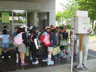 2009-04-30 09:44:00