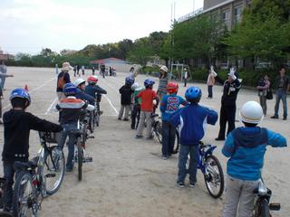 2009-04-30 11:35:47