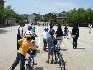 2009-04-30 12:06:45