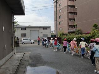 2010-04-28 09:33:00